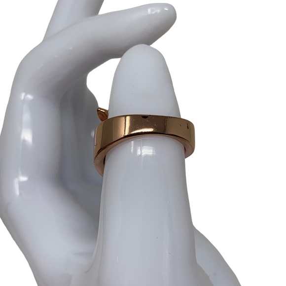 Rose Gold 18 Karat Gold Filled Cubic Zirconia Fashion Ring Size 5 In Gift Box - Picture 5 of 8